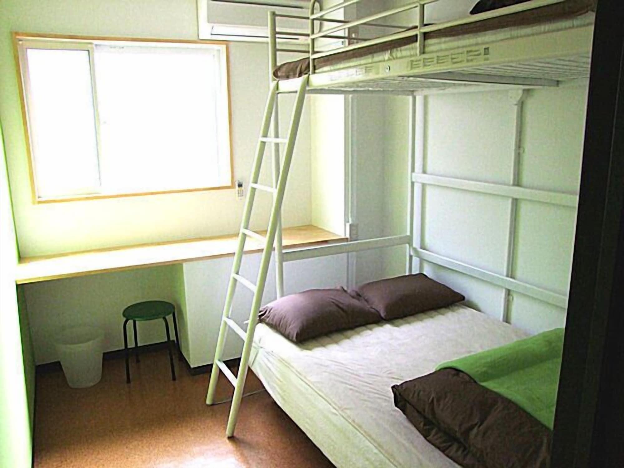 Bonsai Guest House Осака Екстериор снимка